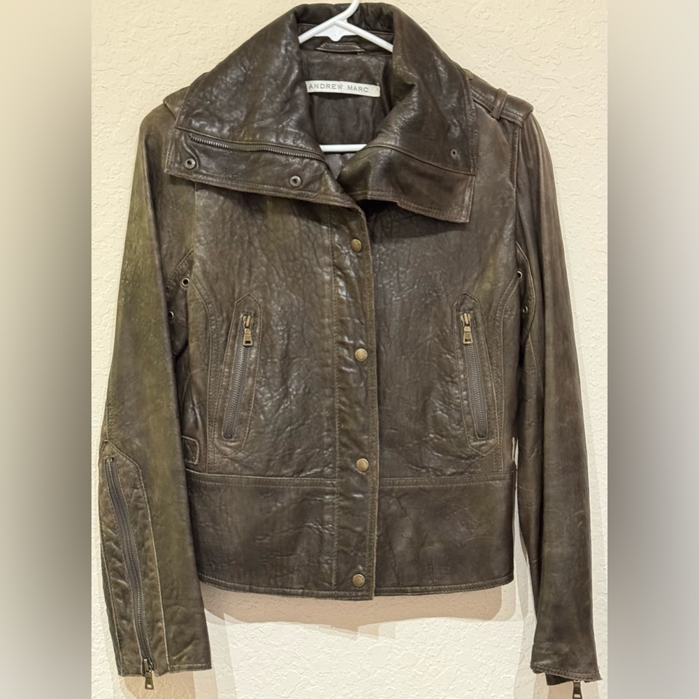 Andrew Marc Vintage 100% Leather Cropped Moto Jacket Unisex Size XS